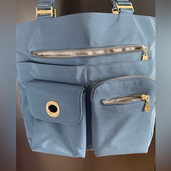 Baggallini Tulum tote š„° - Picture 3 of 10